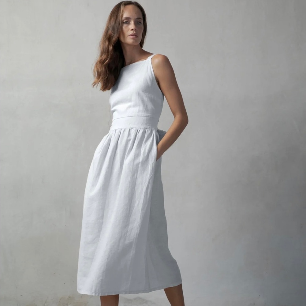 NWT- Luxmii Farfalla Midi White Dress